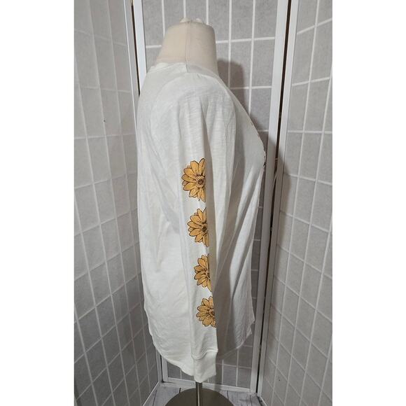 NWT Torrid Peace Super Soft Slub Crew Neck Raglan Tee Shirt Top Size: 0X (12) - Picture 5 of 6